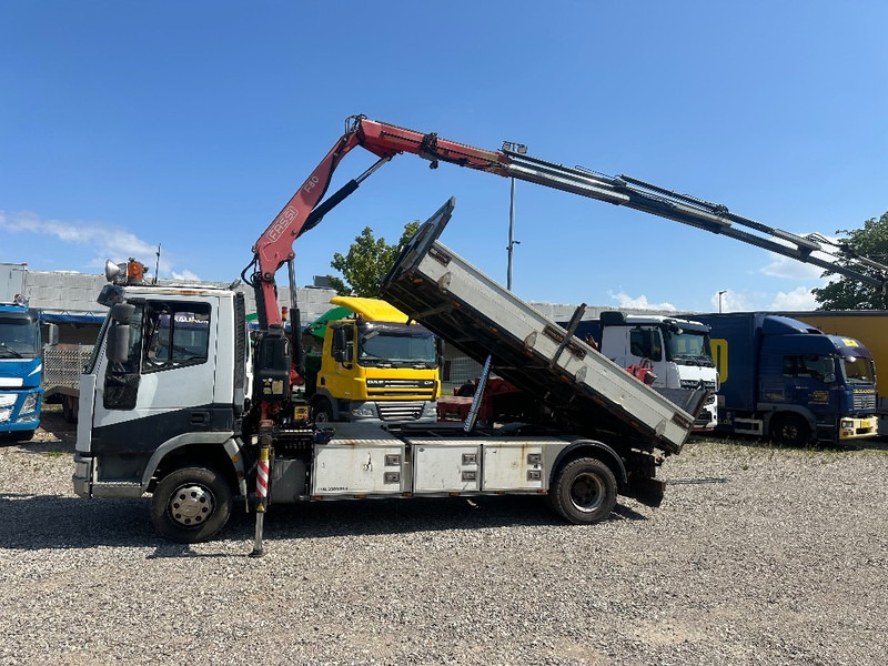 Iveco Eurocargo 120 EL 210hp / Fassi 80A Year 2012 + Tip - شاحنة كرين: صورة 3 Iveco Eurocargo 120 EL 210hp / Fassi 80A Year 2012 + Tip - شاحنة كرين: صورة 3