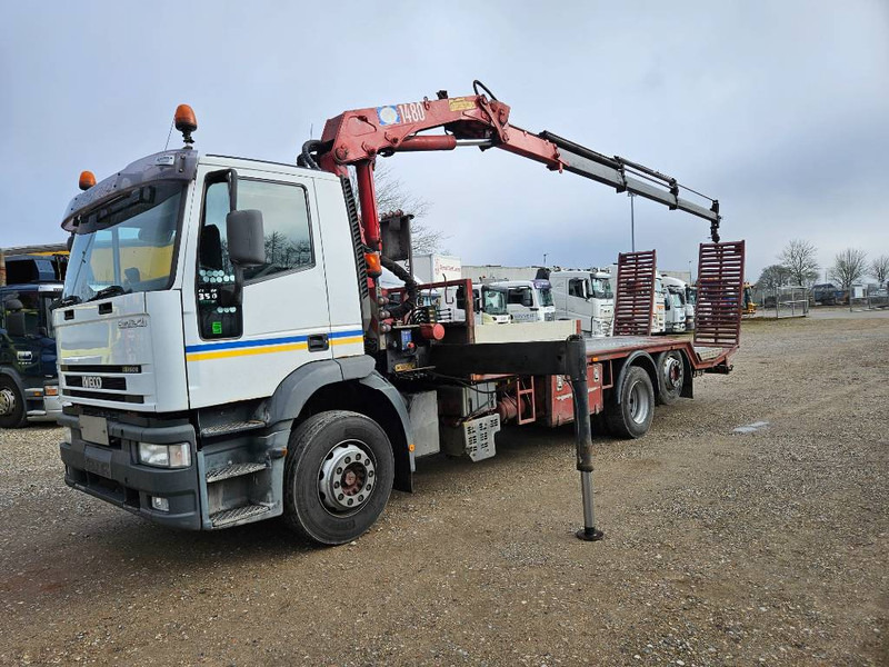 Iveco Eurotech 6x2 // Machinetransport // HMF 1483 K3 - شاحنة نقل سيارات شاحنة: صورة 2 Iveco Eurotech 6x2 // Machinetransport // HMF 1483 K3 - شاحنة نقل سيارات شاحنة: صورة 2