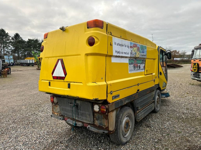 Johnston CN400 - سياره كنس شوارع: صورة 5 Johnston CN400 - سياره كنس شوارع: صورة 5