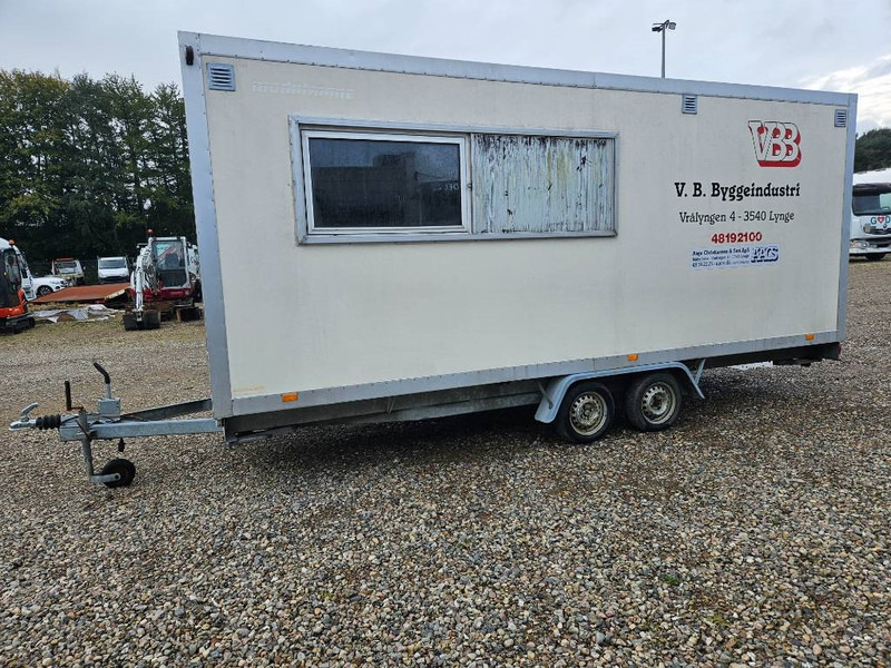 VA 1300 kg Toilet/Bad/omklædning/spiserum - مقطورة بصندوق مغلق: صورة 2 VA 1300 kg Toilet/Bad/omklædning/spiserum - مقطورة بصندوق مغلق: صورة 2