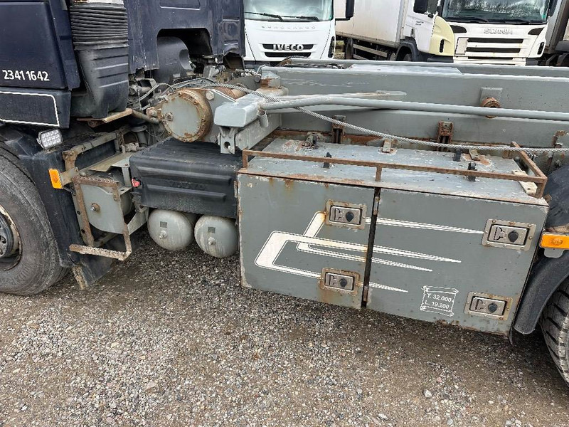 Volvo Fm 500 8x4/4 Abroll Kipper / cabellift tipper - شاحنة قلاب: صورة 3 Volvo Fm 500 8x4/4 Abroll Kipper / cabellift tipper - شاحنة قلاب: صورة 3