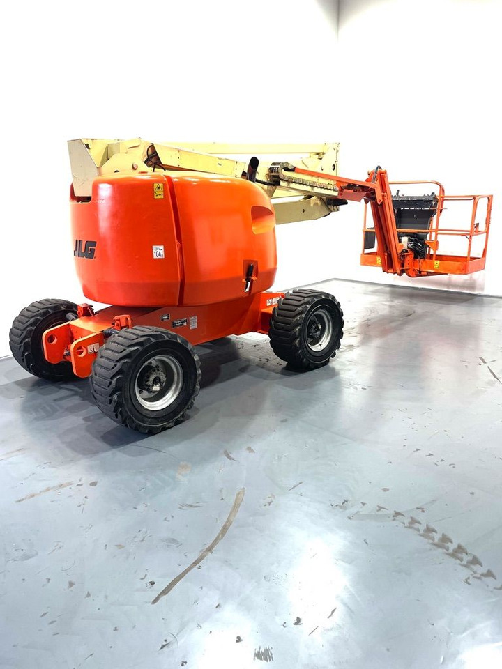 JLG 450AJ - مرفاع مفصلي: صورة 3 JLG 450AJ - مرفاع مفصلي: صورة 3