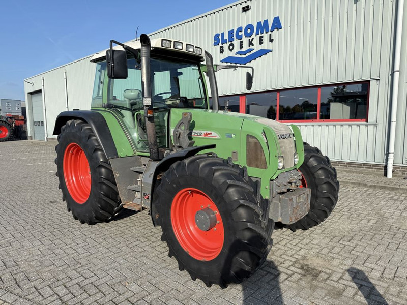 Fendt 712 Vario - جرار: صورة 4 Fendt 712 Vario - جرار: صورة 4