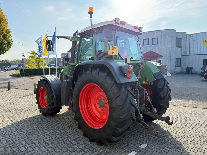 Fendt 712 Vario - جرار: صورة 2 Fendt 712 Vario - جرار: صورة 2