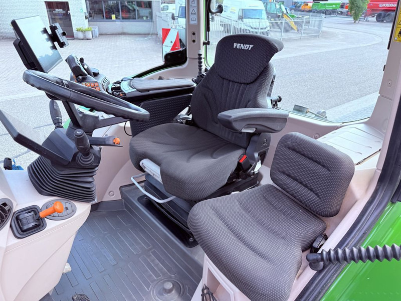 Fendt 718 Vario PowerPlus ONE - جرار: صورة 3 Fendt 718 Vario PowerPlus ONE - جرار: صورة 3