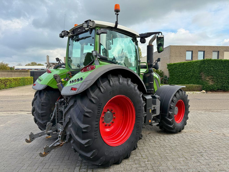Fendt 724 Vario Gen 6 Profi Plus - جرار: صورة 3 Fendt 724 Vario Gen 6 Profi Plus - جرار: صورة 3