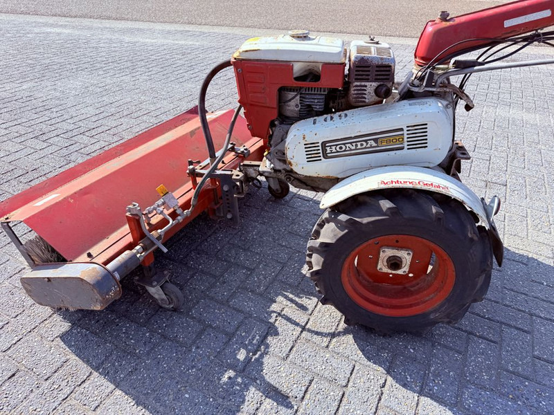 Honda F800 Veegmachine - سياره كنس شوارع: صورة 2 Honda F800 Veegmachine - سياره كنس شوارع: صورة 2
