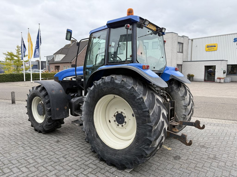 New Holland 8360 Range Command - جرار: صورة 2 New Holland 8360 Range Command - جرار: صورة 2