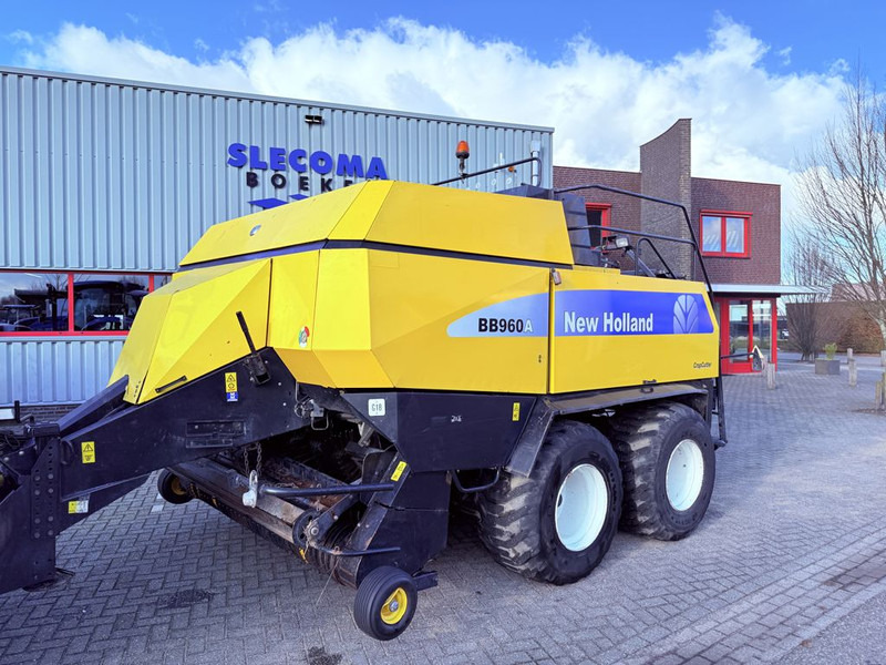 New Holland BB960A CropCutter 120x90 - آلات زراعية: صورة 4 New Holland BB960A CropCutter 120x90 - آلات زراعية: صورة 4