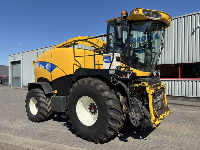 New Holland FR9050 - حصادة الأعلاف: صورة 4 New Holland FR9050 - حصادة الأعلاف: صورة 4