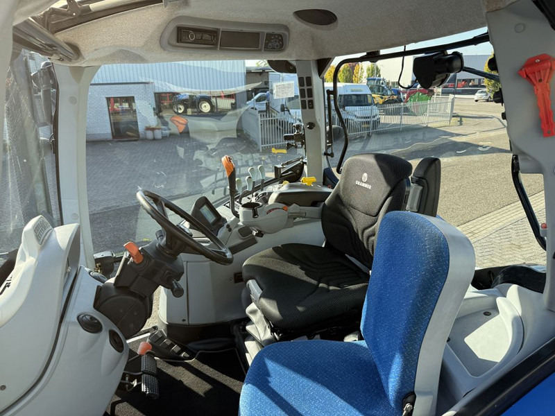 New Holland T7.185 Power Command - جرار: صورة 5 New Holland T7.185 Power Command - جرار: صورة 5