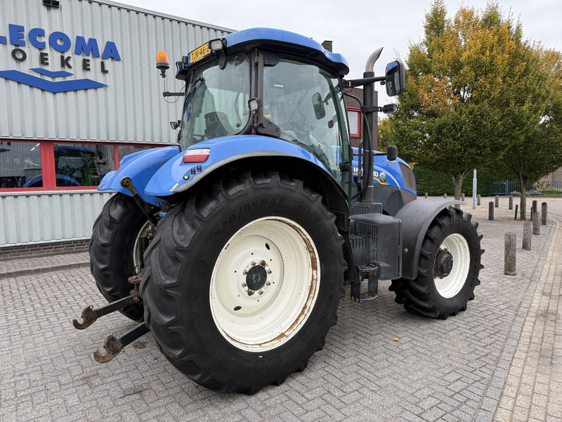 New Holland T7.210 Auto Command - جرار: صورة 3 New Holland T7.210 Auto Command - جرار: صورة 3