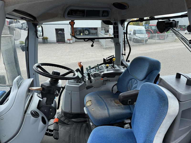 New Holland T7040 Power Command - جرار: صورة 5 New Holland T7040 Power Command - جرار: صورة 5