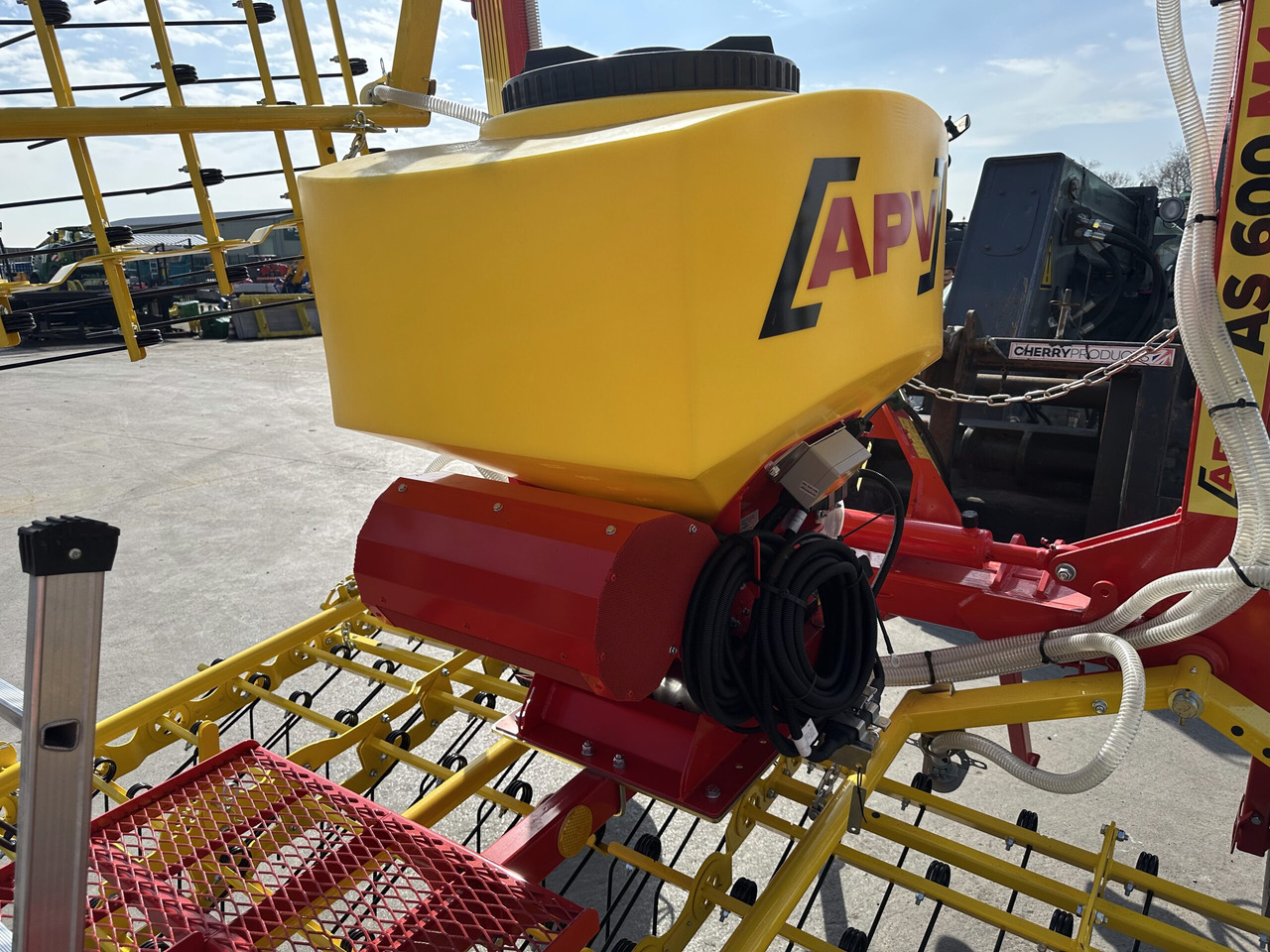 APV AS600 - ماكينات نشر التبن: صورة 5 APV AS600 - ماكينات نشر التبن: صورة 5