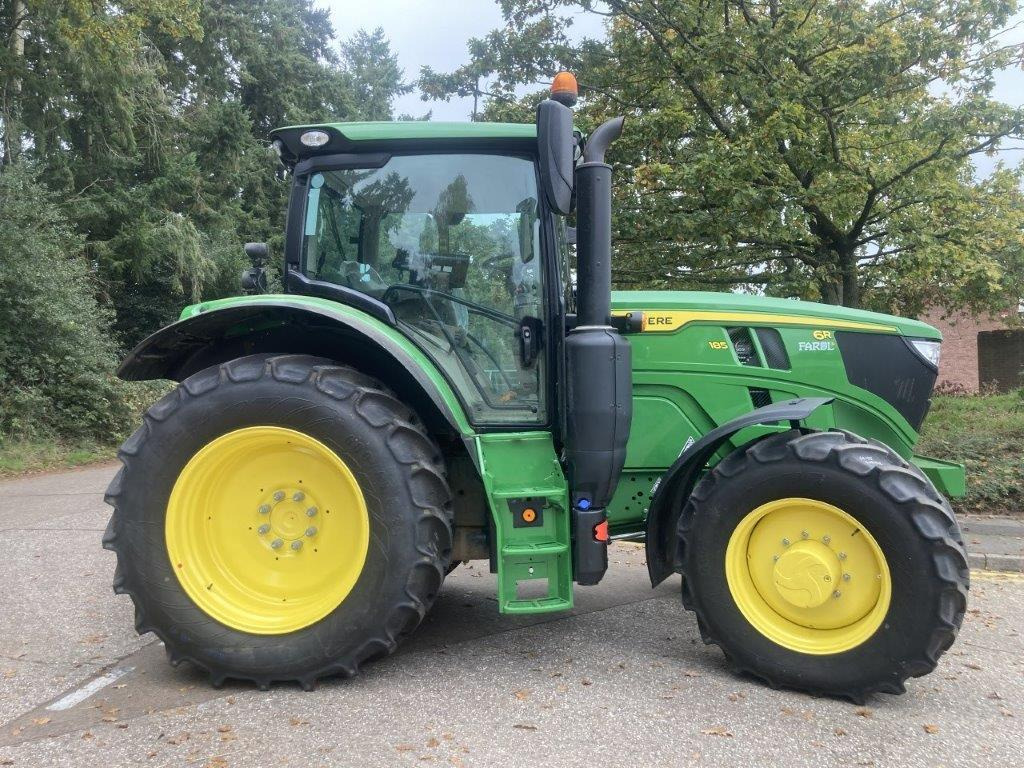 JOHN DEERE 6R 185 - جرار: صورة 1 JOHN DEERE 6R 185 - جرار: صورة 1