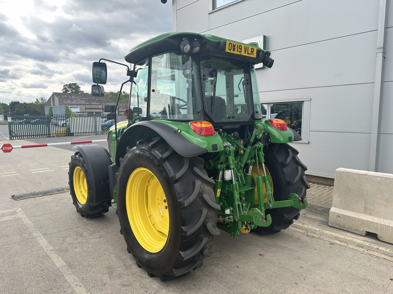 John Deere 5090M - جرار: صورة 3 John Deere 5090M - جرار: صورة 3