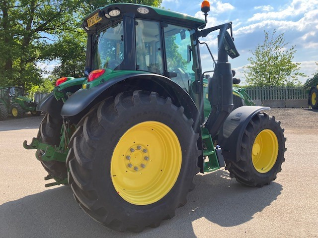John Deere 6120M - جرار: صورة 5 John Deere 6120M - جرار: صورة 5