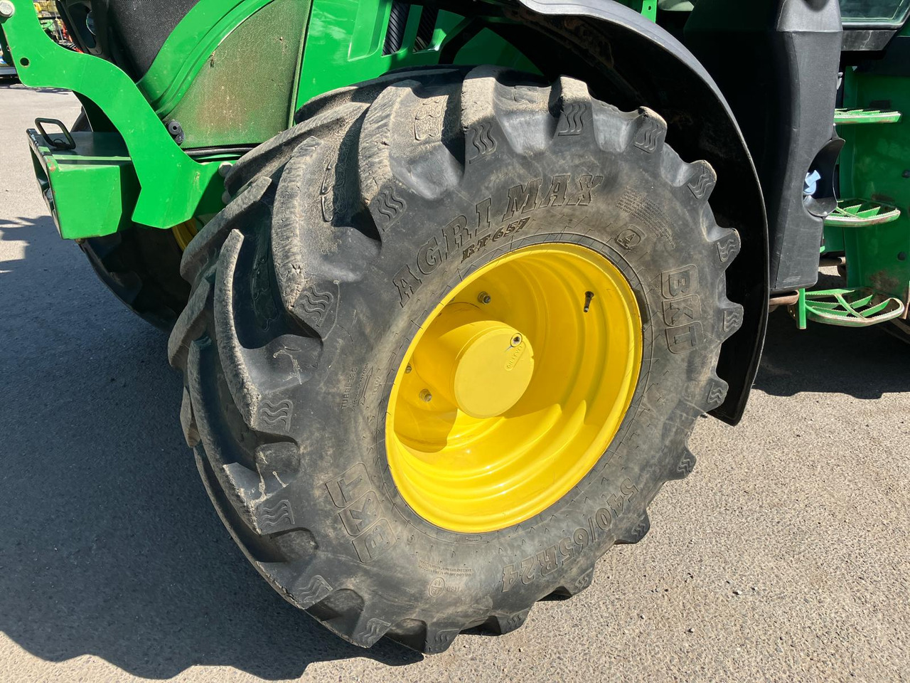 John Deere 6130R - جرار: صورة 2 John Deere 6130R - جرار: صورة 2