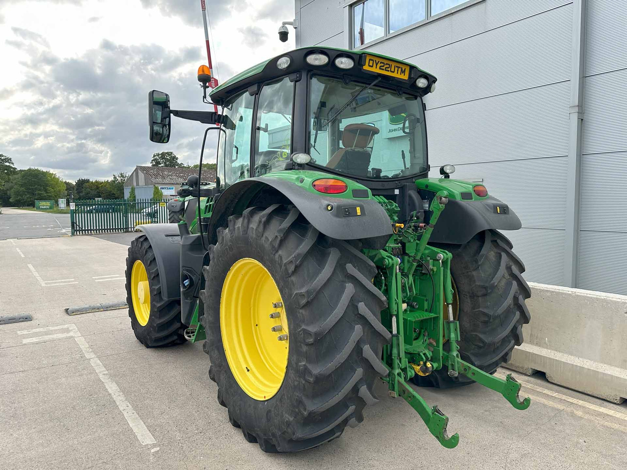 John Deere 6155R - جرار: صورة 3 John Deere 6155R - جرار: صورة 3
