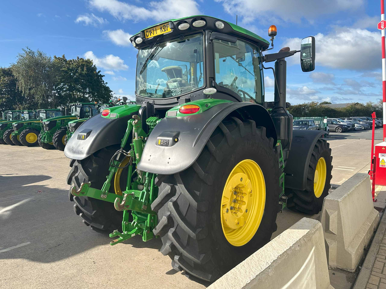 John Deere 6250R - جرار: صورة 4 John Deere 6250R - جرار: صورة 4