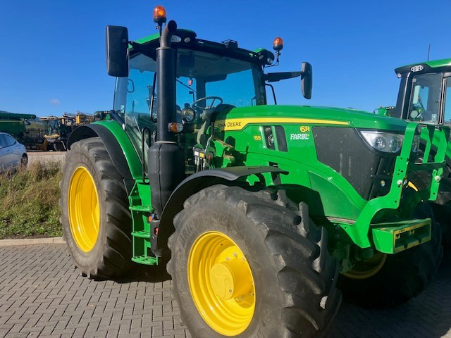 John Deere 6R 155 - جرار: صورة 1 John Deere 6R 155 - جرار: صورة 1