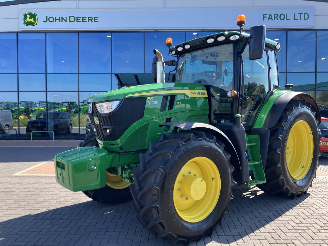 John Deere 6R 185 - جرار: صورة 1 John Deere 6R 185 - جرار: صورة 1