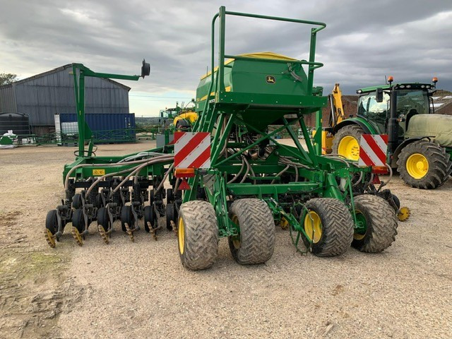 John Deere 750A - آلة بذر: صورة 5 John Deere 750A - آلة بذر: صورة 5