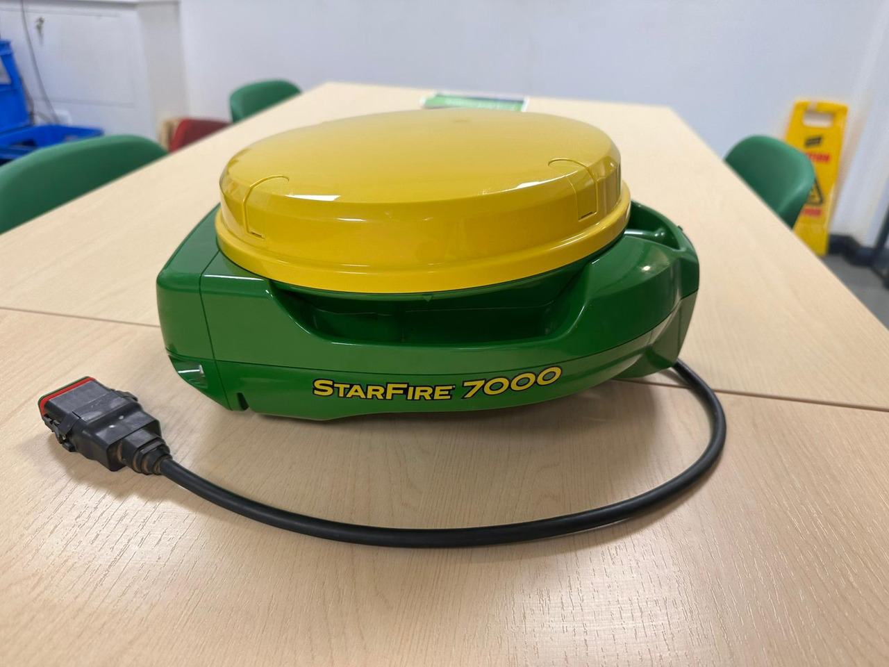 John Deere SF7000 GPS Dome - نظام الملاحة - آلات زراعية: صورة 1 John Deere SF7000 GPS Dome - نظام الملاحة - آلات زراعية: صورة 1