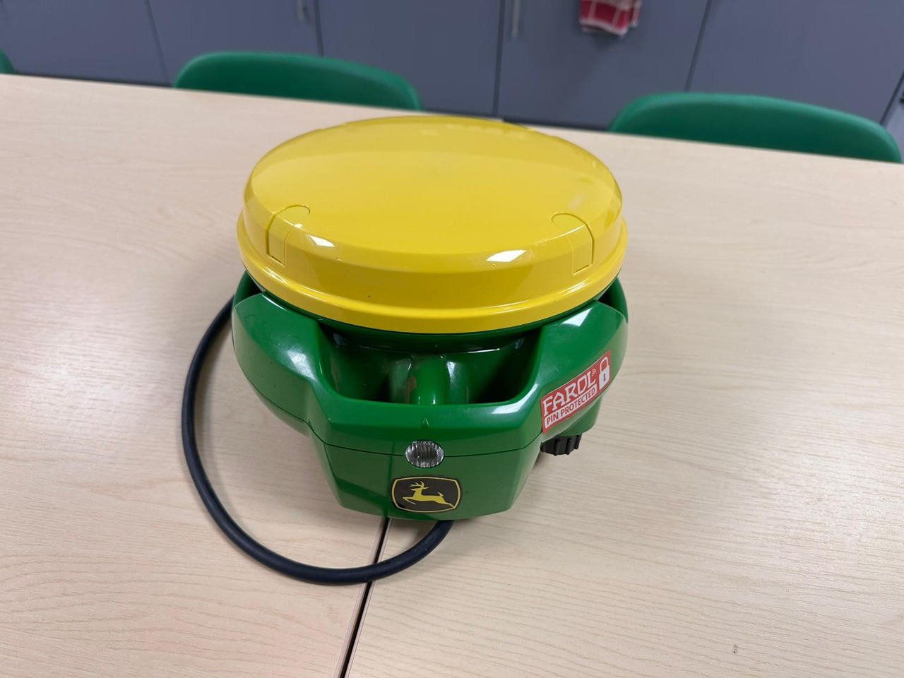 John Deere SF7000 GPS Dome - نظام الملاحة - آلات زراعية: صورة 4 John Deere SF7000 GPS Dome - نظام الملاحة - آلات زراعية: صورة 4
