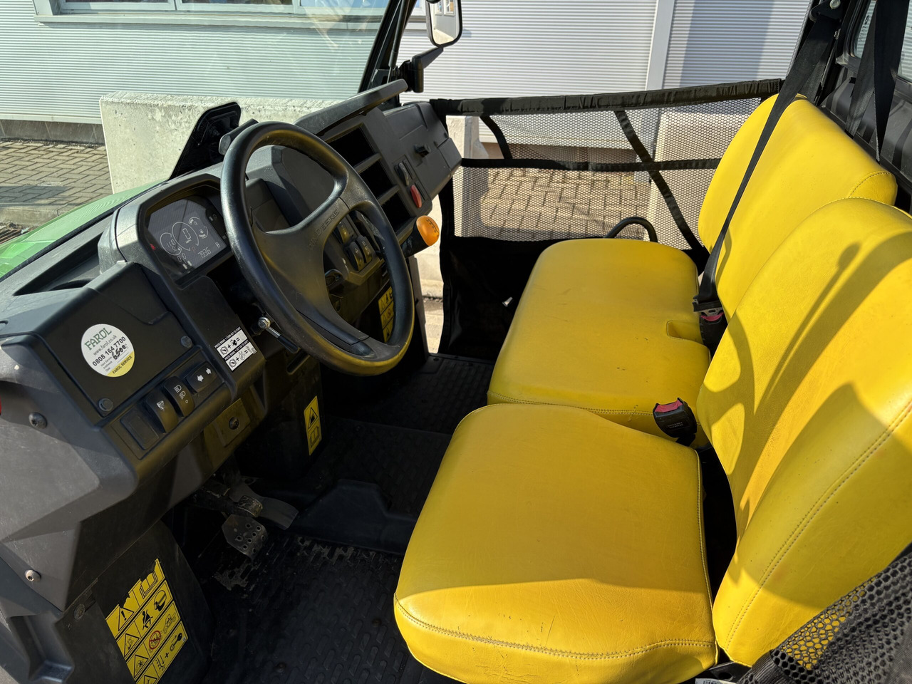 John Deere XUV865M - عربة جميع التضاريس/ رباعية العجلات: صورة 5 John Deere XUV865M - عربة جميع التضاريس/ رباعية العجلات: صورة 5
