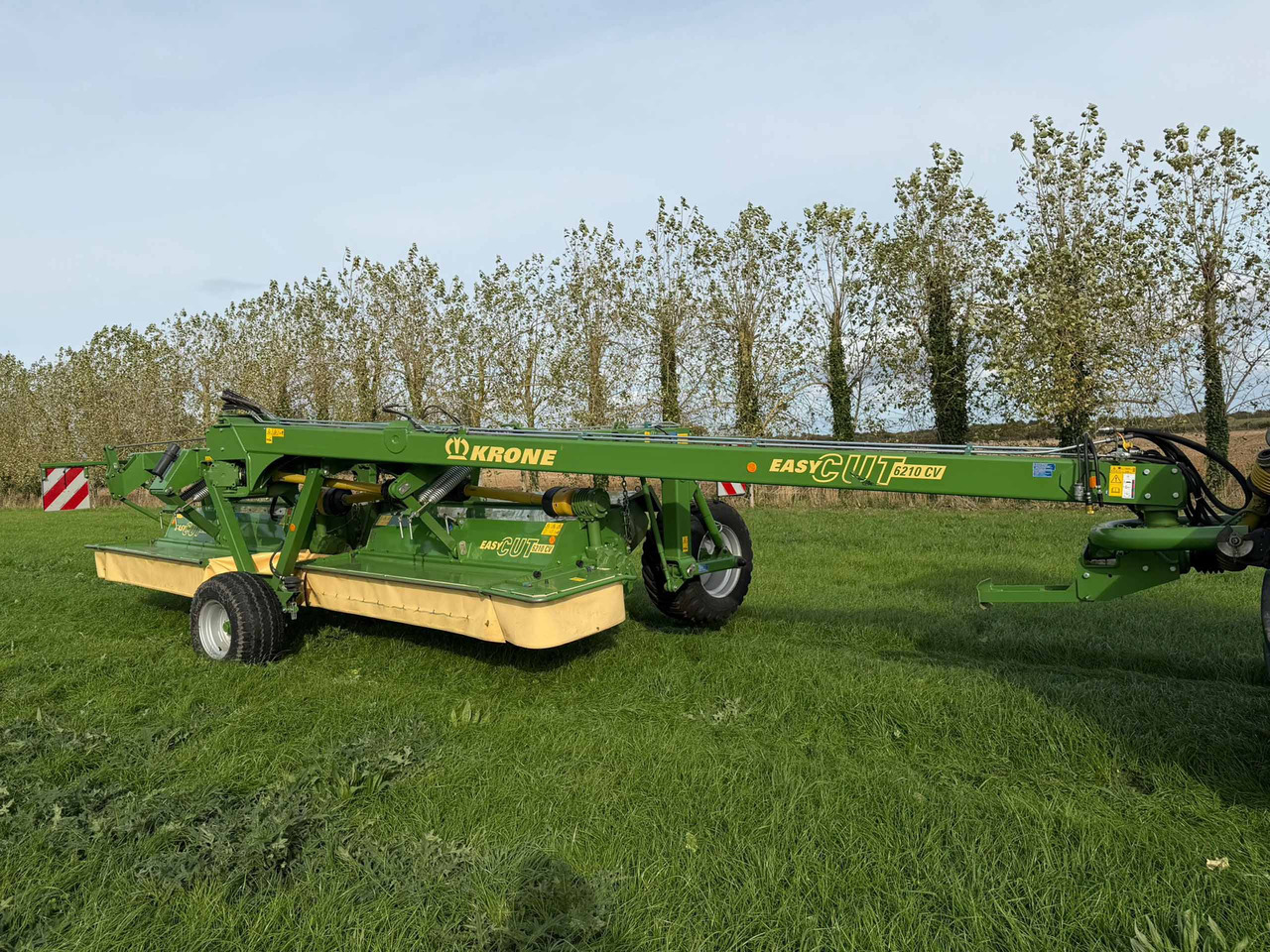 Krone Easy Cut 6210CV - ماكينات نشر التبن: صورة 1 Krone Easy Cut 6210CV - ماكينات نشر التبن: صورة 1