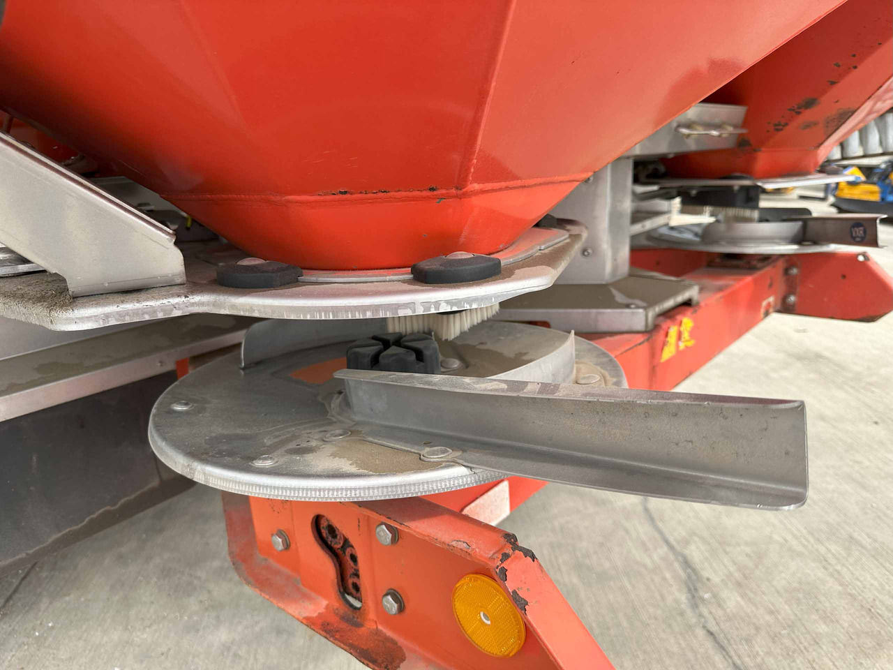 Kuhn Axis 40.1W - آلة نشر السماد: صورة 3 Kuhn Axis 40.1W - آلة نشر السماد: صورة 3