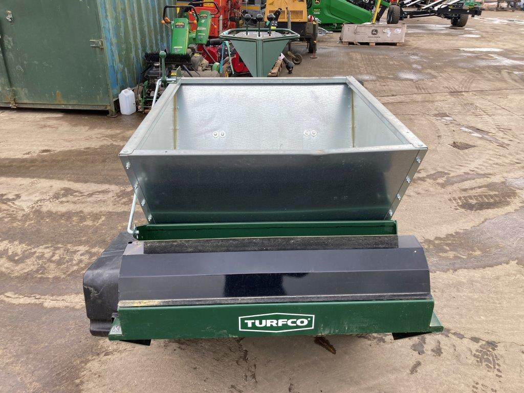Turfco F15B Mete-R-Matic topdresser - معدات البستنة: صورة 2 Turfco F15B Mete-R-Matic topdresser - معدات البستنة: صورة 2
