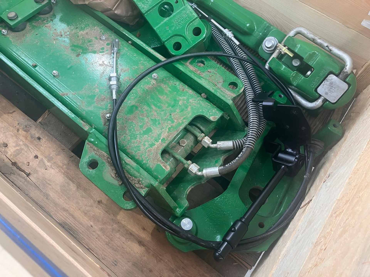 Used John Deere 8R Pick Up Hitch - ملحق: صورة 2 Used John Deere 8R Pick Up Hitch - ملحق: صورة 2