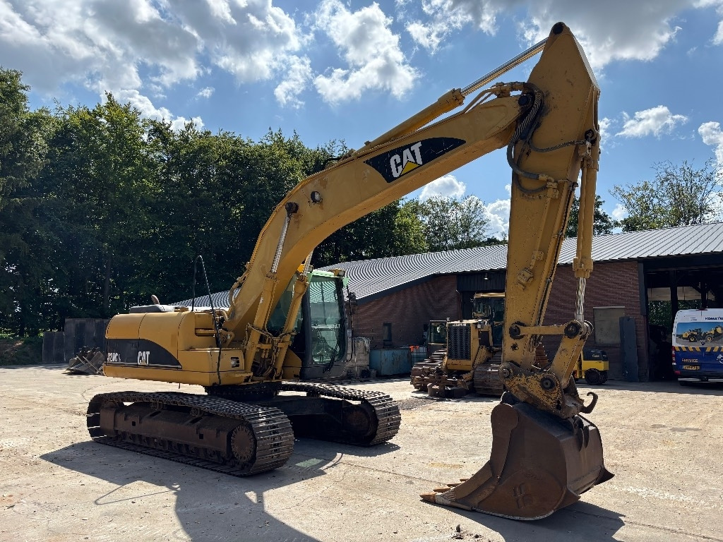 CAT 320 C L  - حفار زاحف: صورة 4 CAT 320 C L  - حفار زاحف: صورة 4