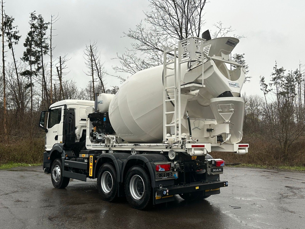 MAN TGS 33.440 6x4 Euro6e Abroller + Fahrmischer - شاحنة برافعة خطافية, شاحنة كرين: صورة 5 MAN TGS 33.440 6x4 Euro6e Abroller + Fahrmischer - شاحنة برافعة خطافية, شاحنة كرين: صورة 5