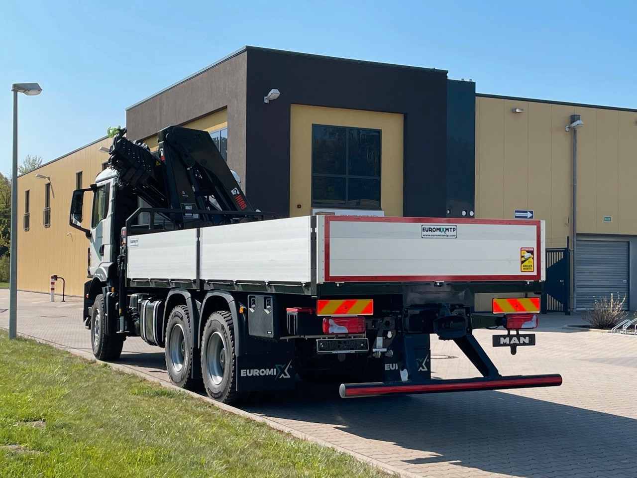 MAN TGS 33.440 6x4 HIAB 228-6 - شاحنة كرين: صورة 5 MAN TGS 33.440 6x4 HIAB 228-6 - شاحنة كرين: صورة 5