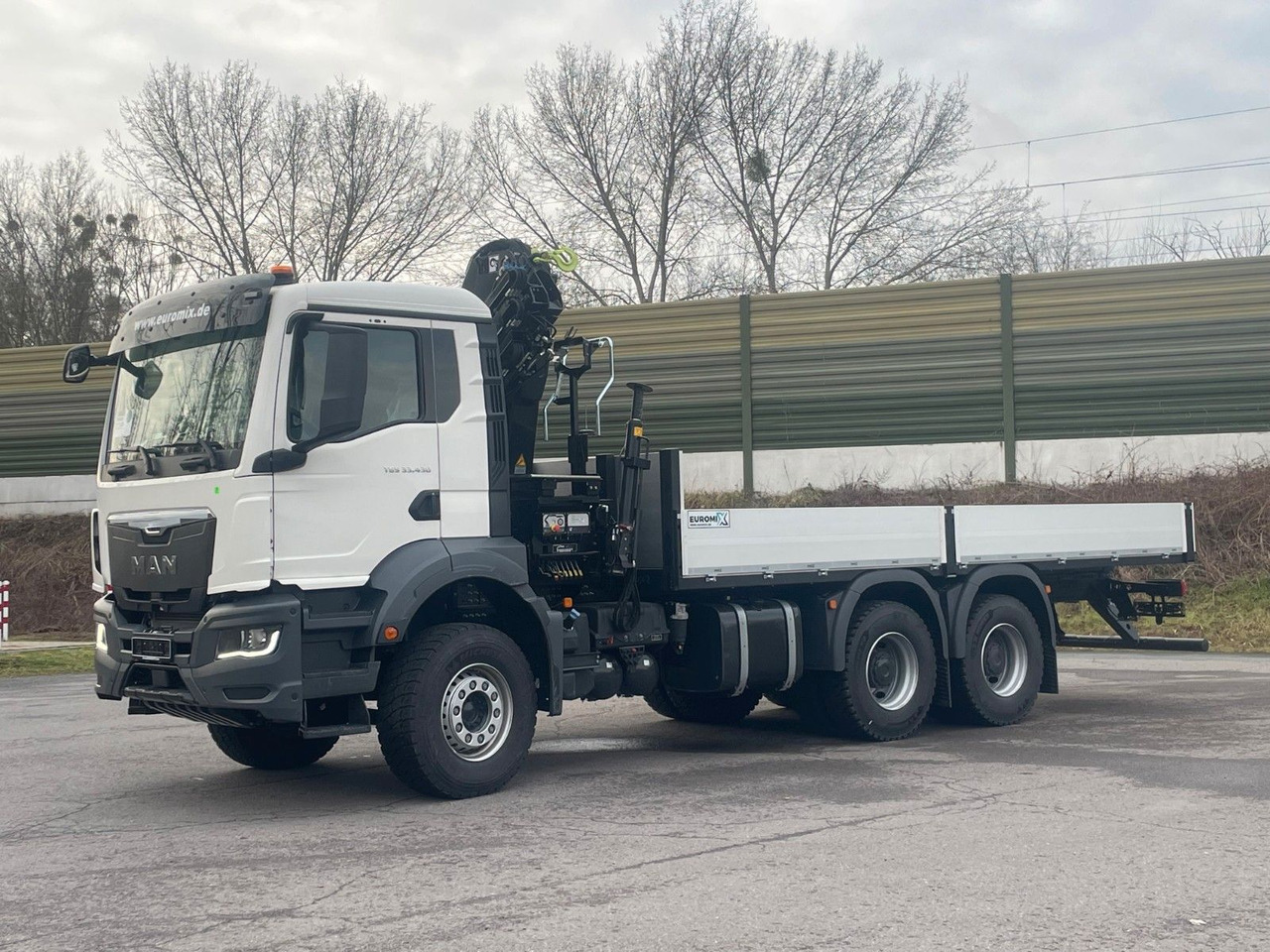 MAN TGS 33.440 6x4 Kran HIAB 138-3 - شاحنة كرين: صورة 3 MAN TGS 33.440 6x4 Kran HIAB 138-3 - شاحنة كرين: صورة 3