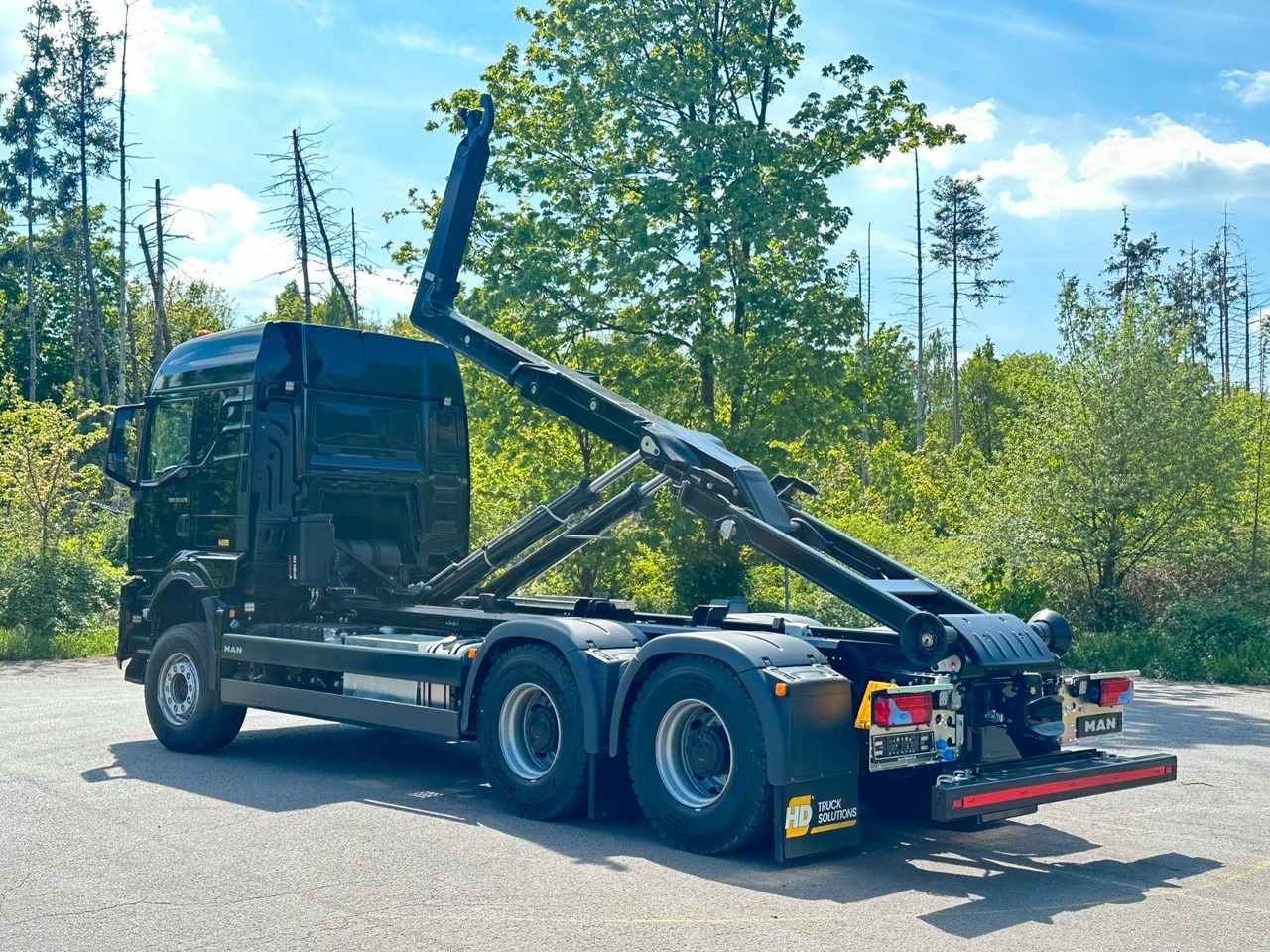 MAN TGS 33.520 6X4 Euro6e Abrollkipper MULTILIFT - شاحنة برافعة خطافية, شاحنة كرين: صورة 5 MAN TGS 33.520 6X4 Euro6e Abrollkipper MULTILIFT - شاحنة برافعة خطافية, شاحنة كرين: صورة 5