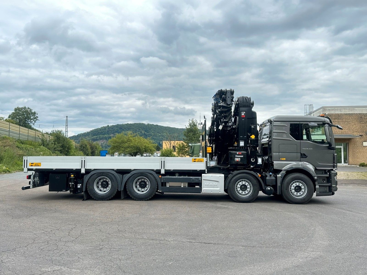 شاحنات مسطحة, شاحنة كرين MAN TGS 35.520 8x4 BL HIAB X-HiPro858E-8 & Jib150x-6: صورة 8