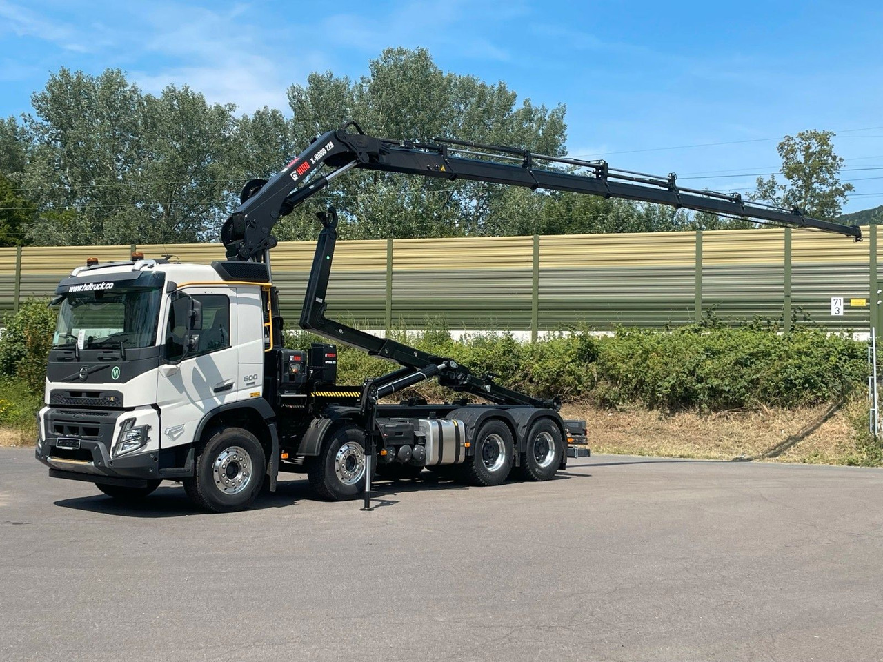 Volvo FMX 500 8x4 Abrollkipper + Kran Hiab 228-6 - شاحنة برافعة خطافية, شاحنة كرين: صورة 1 Volvo FMX 500 8x4 Abrollkipper + Kran Hiab 228-6 - شاحنة برافعة خطافية, شاحنة كرين: صورة 1