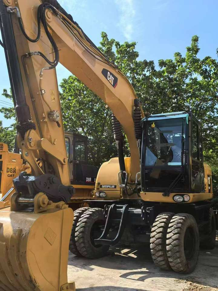 Beautiful High Quality Second-Hand CAT M315D2 Wheel Excavator Used Digger Machinery Engine After-sales Warranty Service - حفار ذو عجلات: صورة 2 Beautiful High Quality Second-Hand CAT M315D2 Wheel Excavator Used Digger Machinery Engine After-sales Warranty Service - حفار ذو عجلات: صورة 2