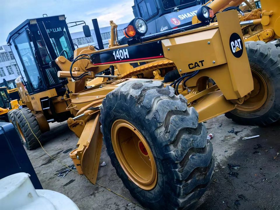CAT 140H Grader Used Second Hand Good Condition for Sale From Janpan - ماكينة تسوية: صورة 3 CAT 140H Grader Used Second Hand Good Condition for Sale From Janpan - ماكينة تسوية: صورة 3