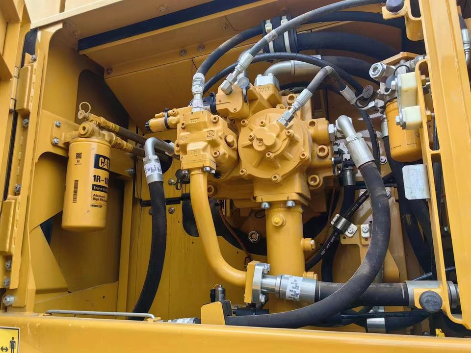 CAT 349 D 2 - حفار زاحف: صورة 3 CAT 349 D 2 - حفار زاحف: صورة 3