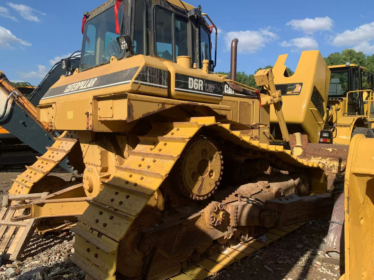 CATERPILLAR D6R - بلدوزر: صورة 5 CATERPILLAR D6R - بلدوزر: صورة 5