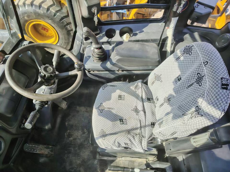Liugong 870H Used Wheel Loader Good Working Condition Strong Energy Construction Machine for Sale - اللودر بعجل: صورة 4 Liugong 870H Used Wheel Loader Good Working Condition Strong Energy Construction Machine for Sale - اللودر بعجل: صورة 4
