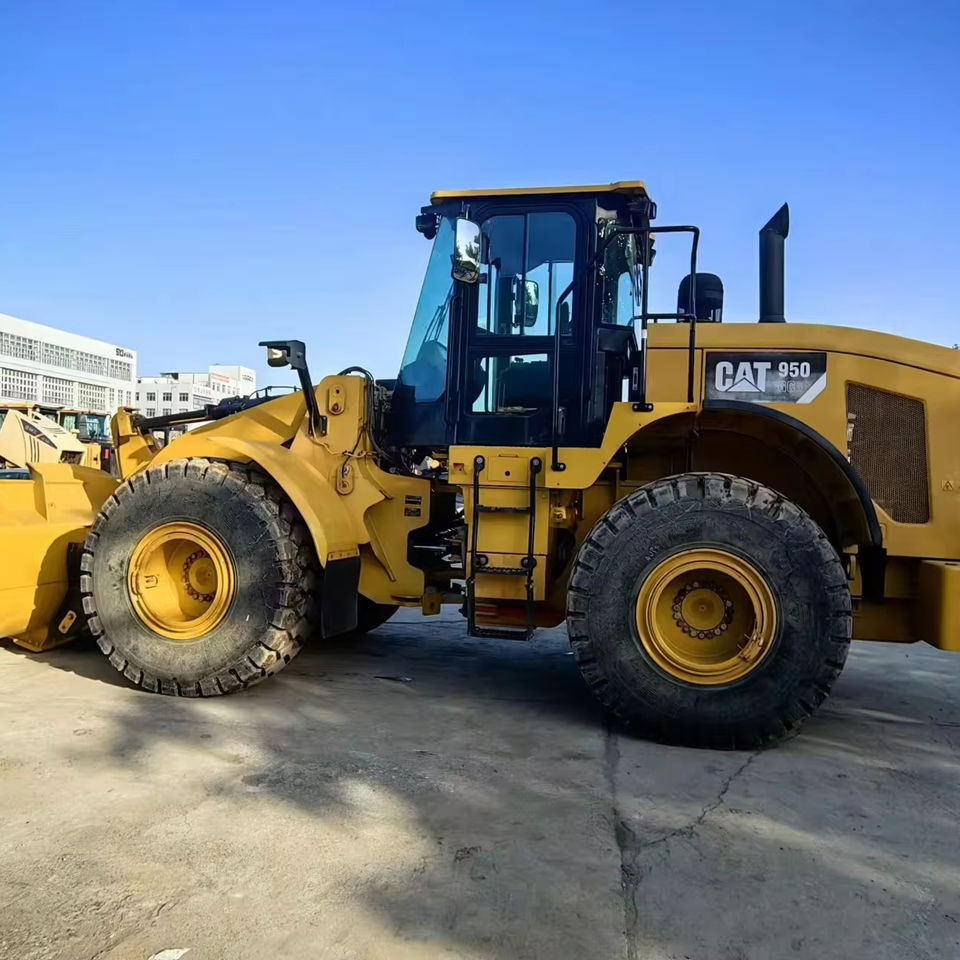 Original CAT Used CAT 950GC Wheel Loader Caterpillar 950GC CAT Loader Low Service Time - اللودر بعجل: صورة 1 Original CAT Used CAT 950GC Wheel Loader Caterpillar 950GC CAT Loader Low Service Time - اللودر بعجل: صورة 1