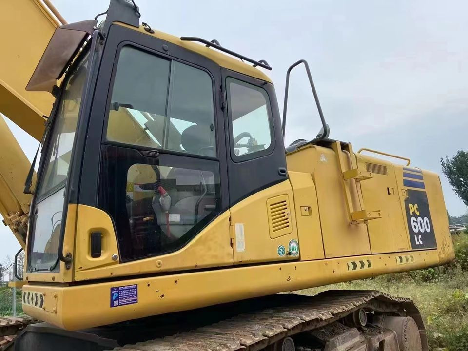 Original Good Condition USED Excavator PC600LC-8 60 Ton Excavator Crawler Excavator for Komatsu on Sale - حفار زاحف: صورة 5 Original Good Condition USED Excavator PC600LC-8 60 Ton Excavator Crawler Excavator for Komatsu on Sale - حفار زاحف: صورة 5
