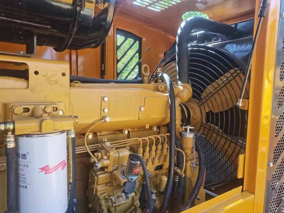 Used Loader LW500KV LW500FN ZL50G Wheel Loader 5T Lw500fn Lw500KL ZL50GN ZL50GL LG956L L955F LW300 ZL30G 3T 5 Tons Front Loader - اللودر بعجل: صورة 4 Used Loader LW500KV LW500FN ZL50G Wheel Loader 5T Lw500fn Lw500KL ZL50GN ZL50GL LG956L L955F LW300 ZL30G 3T 5 Tons Front Loader - اللودر بعجل: صورة 4