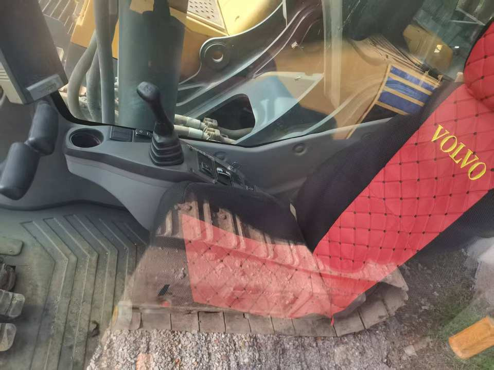 VOLVO EC 480 D L - حفار زاحف: صورة 5 VOLVO EC 480 D L - حفار زاحف: صورة 5